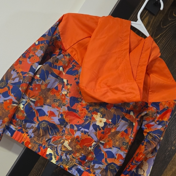 Nike Orange Floral Hooded Jacket - Picture 3 of 4